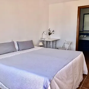 charming-1-bedroom-suite-next-to-puerto-banus.1costadelsol.com/